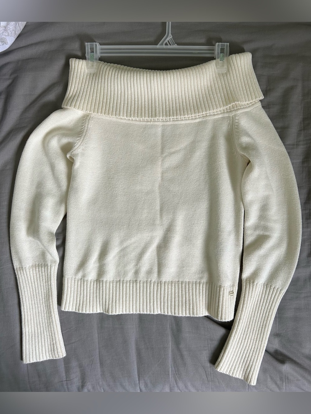 Aritzia Sunday Best Off-the-Shoulder Cream Sweater, Cotton and Cashemere Mix